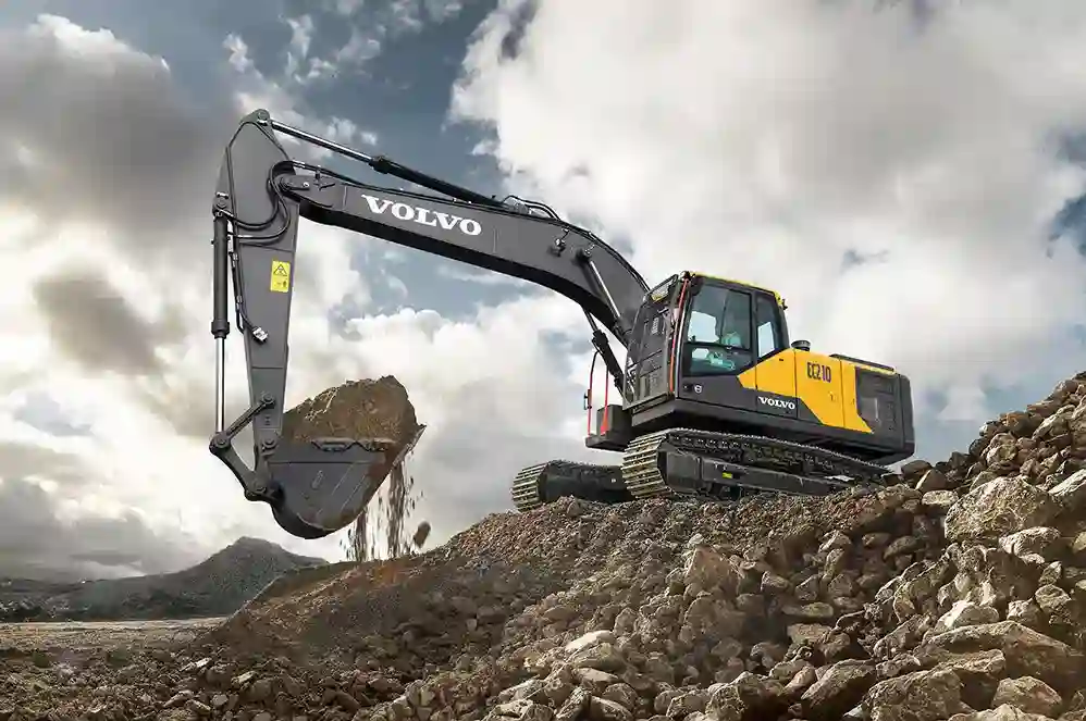 VOLVO-EC210
